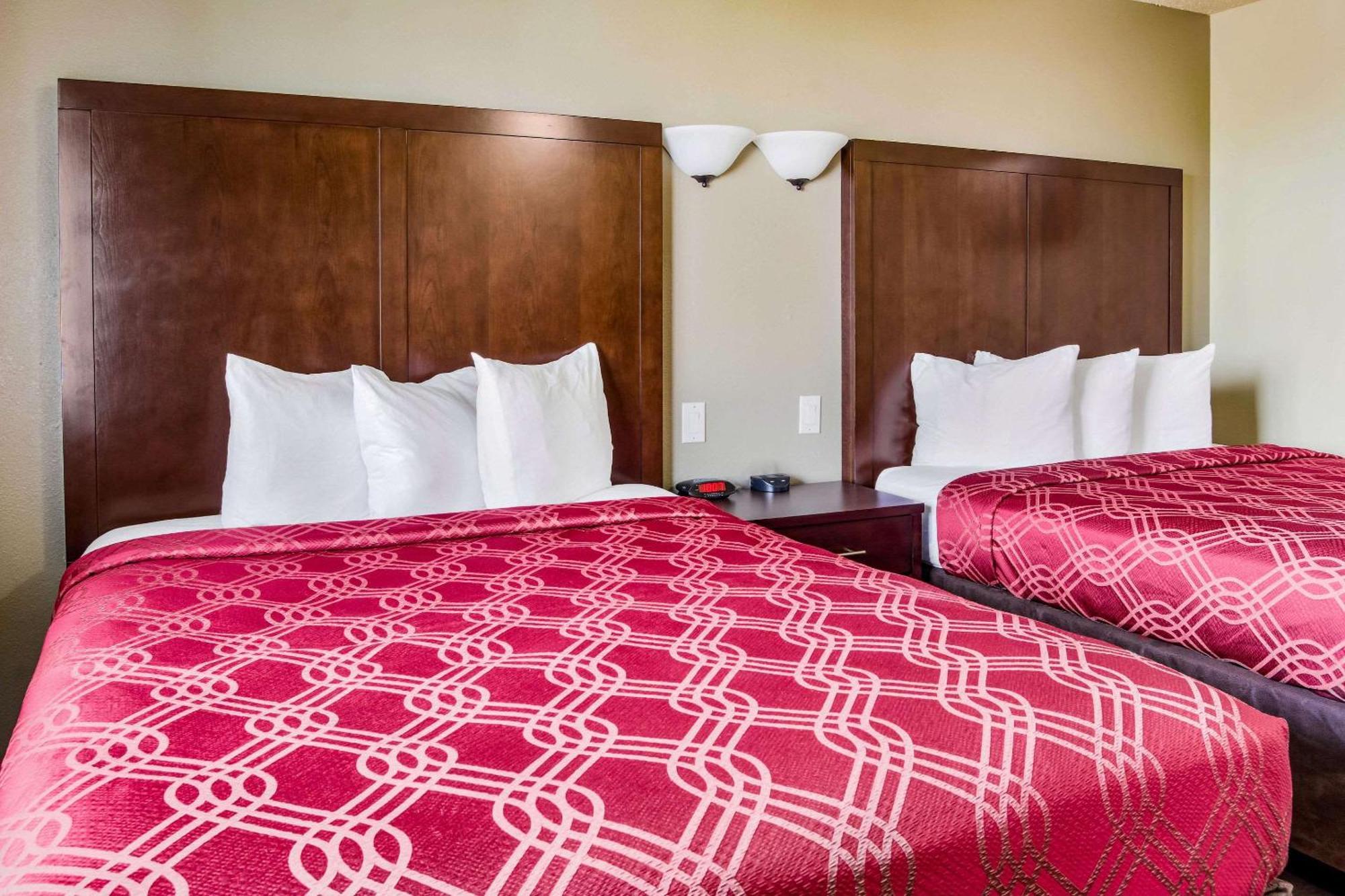 Econo Lodge Ньюпорт Экстерьер фото