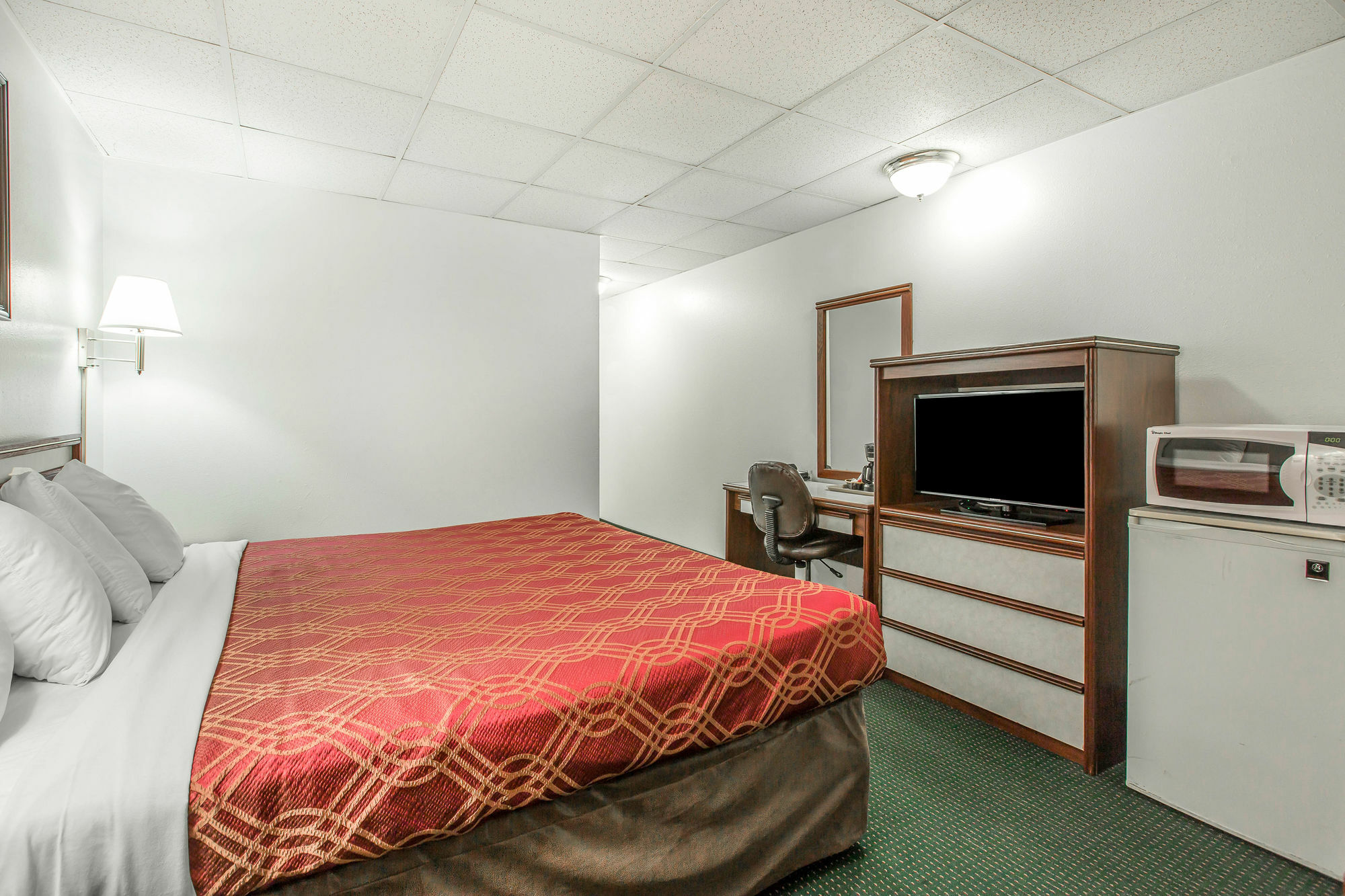 Econo Lodge Ньюпорт Экстерьер фото